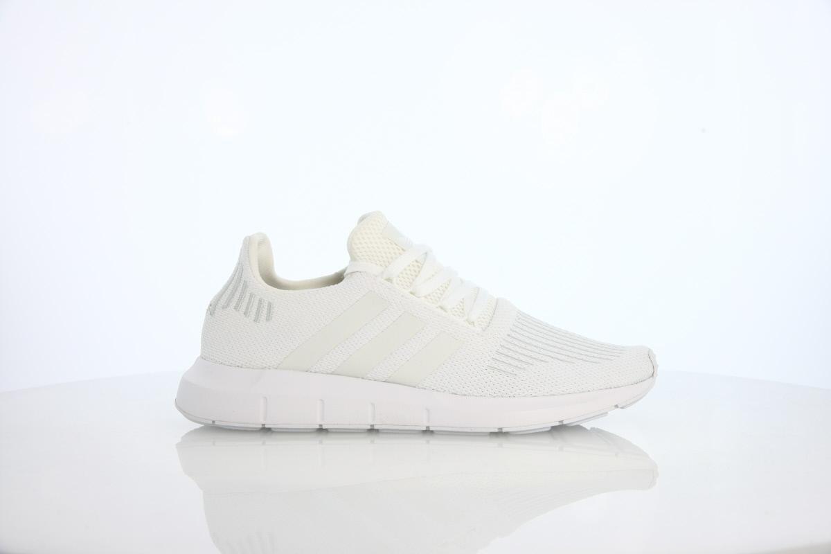 adidas Originals Swift Run "Crystal White"
