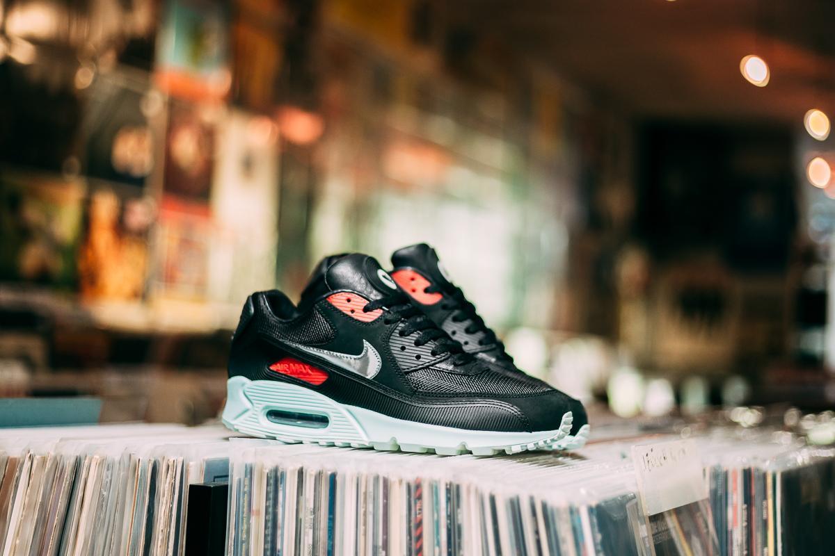 Results for Nike Air Max 90 Premium Q Snipes