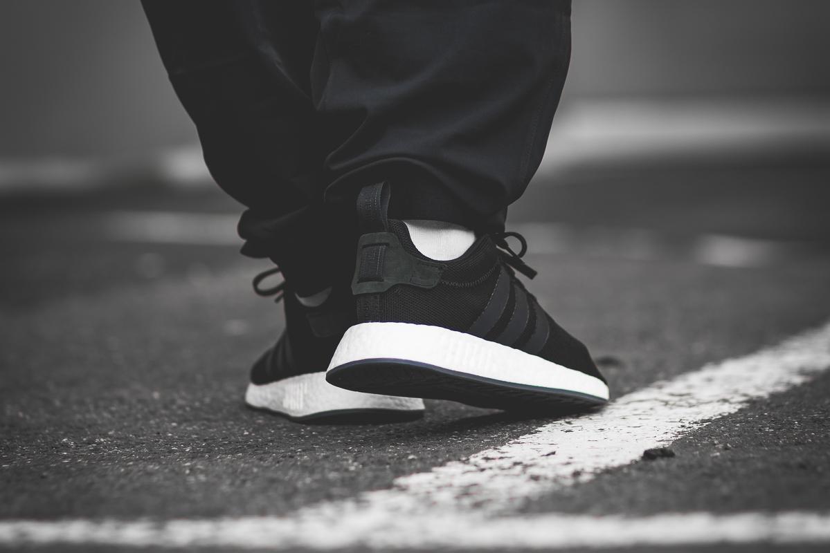 adidas Originals Nmd R2 Runner "Core Black"