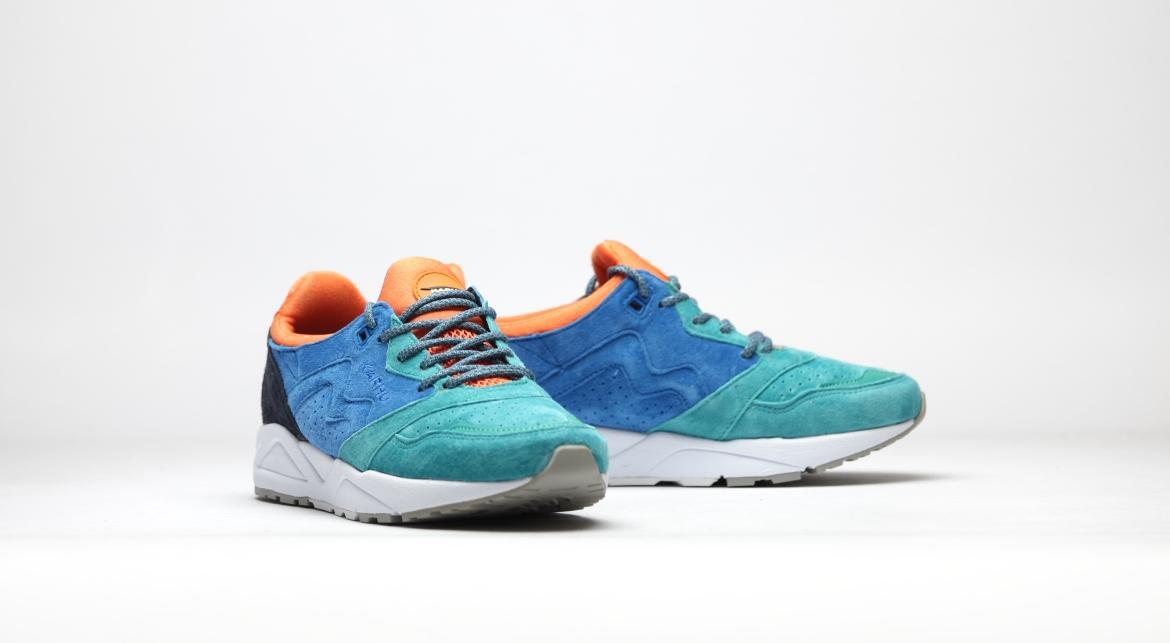 Karhu x Concepts Aria 95 "Helsinki Train Station" - Image 4