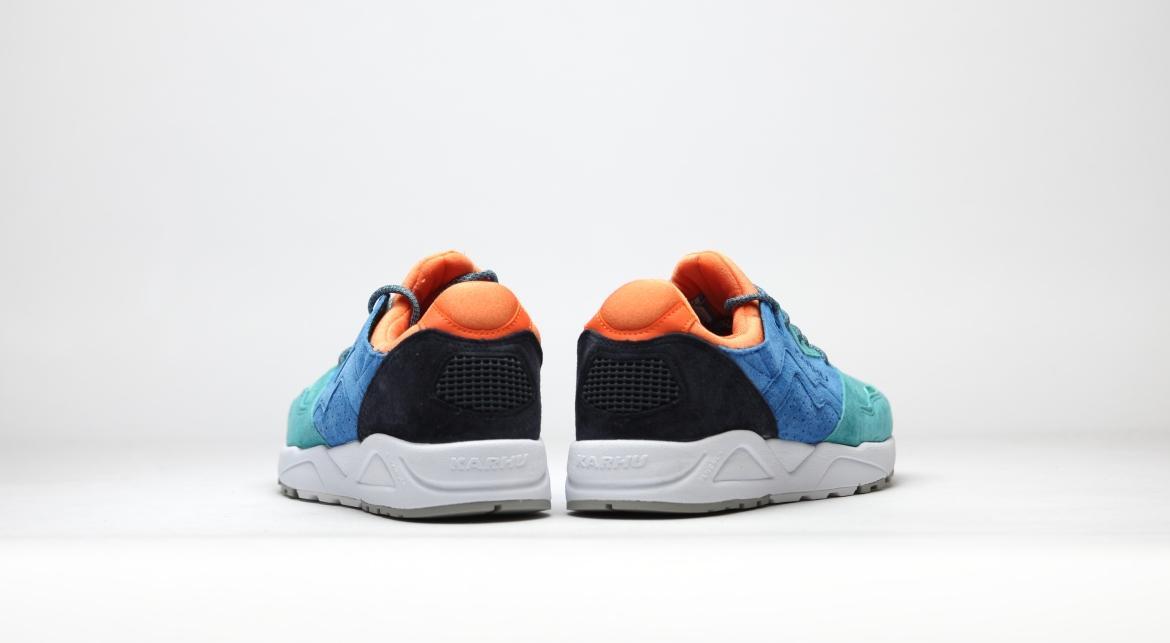 Karhu x Concepts Aria 95 "Helsinki Train Station" - Image 5