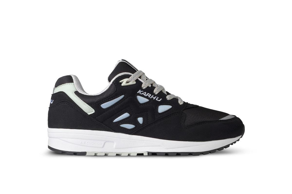 Karhu Legacy 96 "Jet Black"