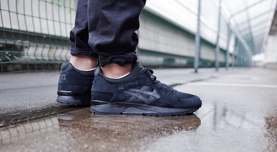 Asics Gel-Lyte V Night Shade "Triple Black" - Image 6