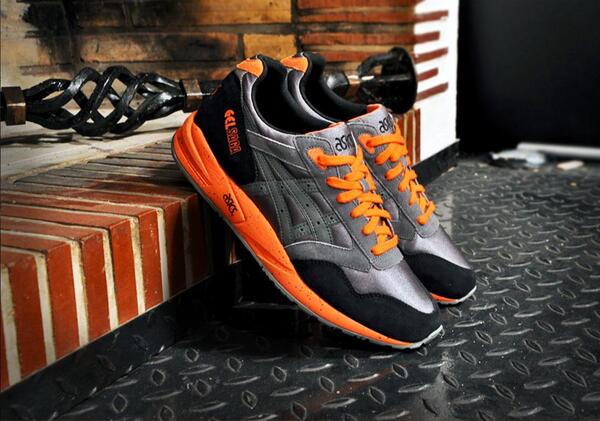 Asics h137k hot sale