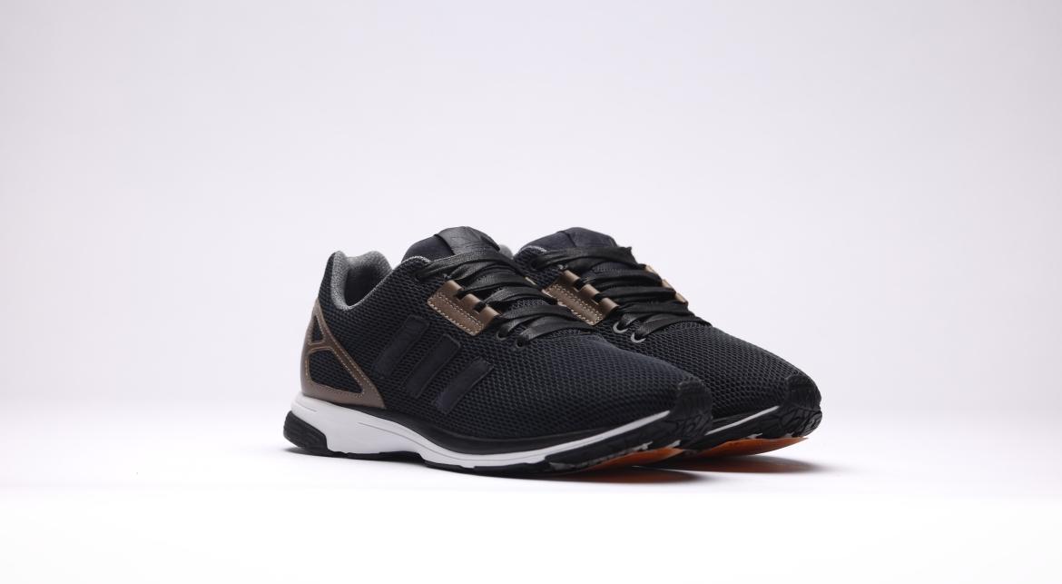 adidas Originals ZX Flux Tech "Core Black"