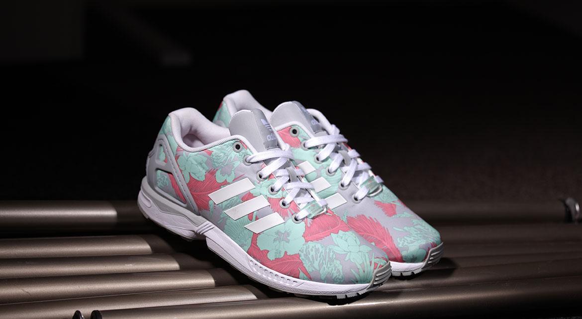 adidas gazelle silver green womens Adidas ZX Flux Floral Torsion main image 0