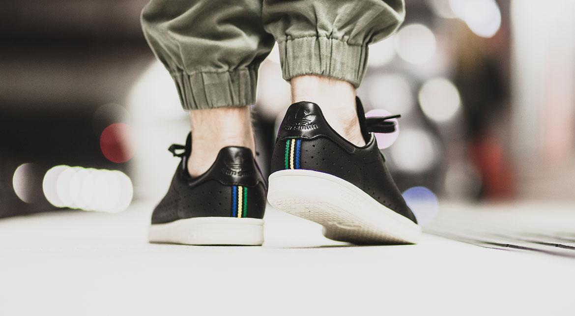 Sneaker Stan Smith Black And White Stripes Adidas Originals Stan