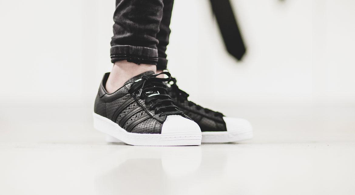 adidas gazelle silver green womens MENS ADIDAS SUPERSTAR II DENIM 'BLACK WHITE' JQ3211 main image 1