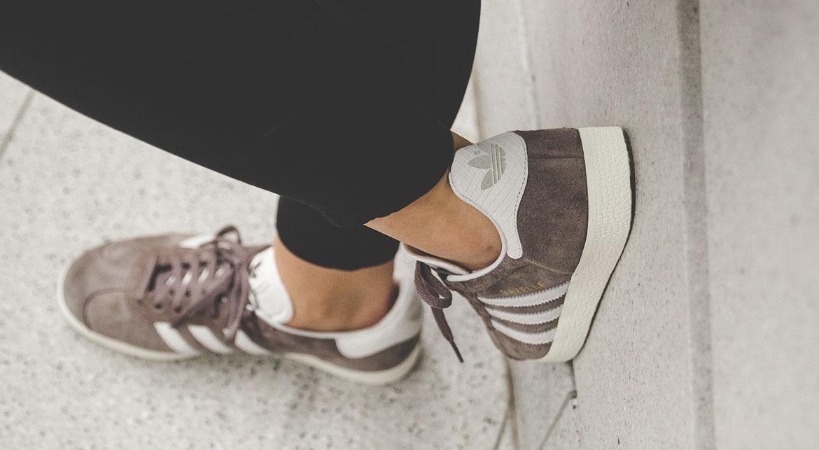 adidas gazelle silver green womens adidas Gazelle Indoor | Earth Strata / Cloud White / Magic Beige