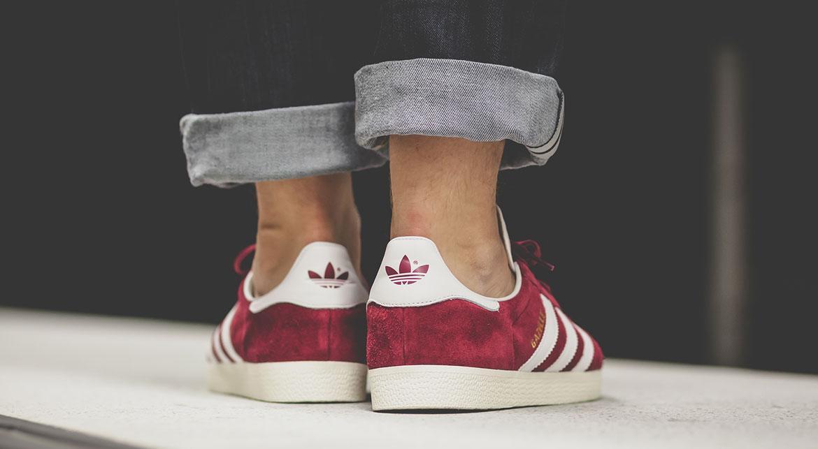 adidas gazelle silver green womens adidas Gazelle ADV Shadow Red / Crytal White / Gold Metallic 11