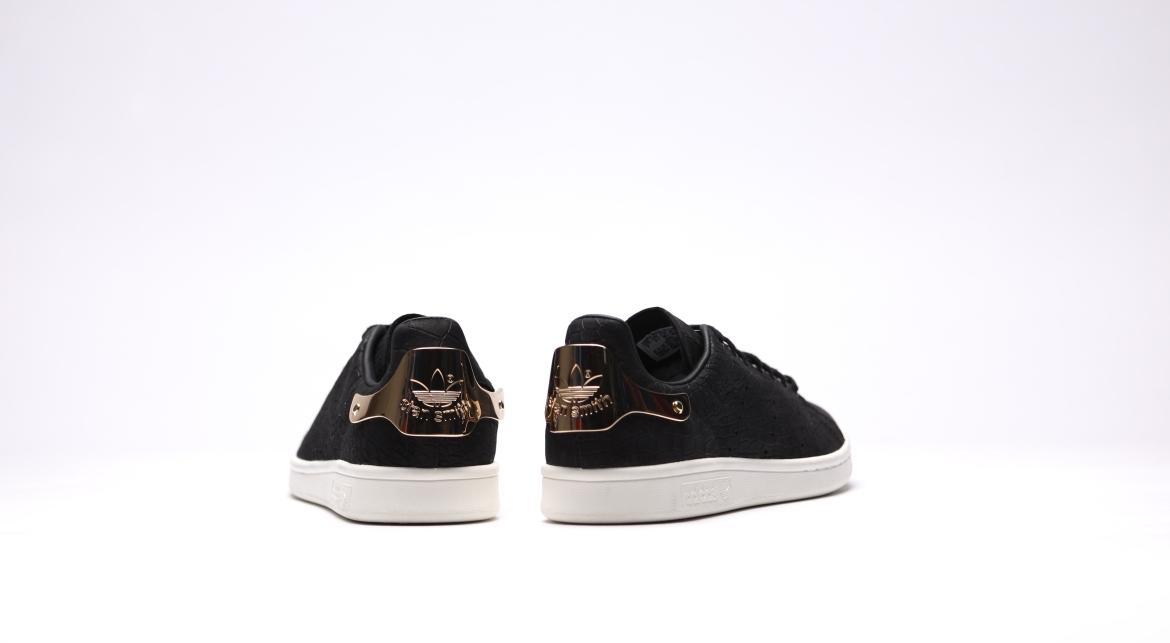 Adidas Stan Smith Core Sneakers BB0208 Black And Gold Lace Up US