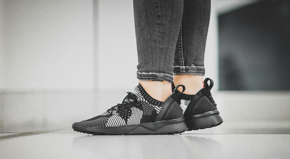 Athletic Shoes Adidas Schwarz Flux Adidas Originals ZX Flux Adv Virtue W  