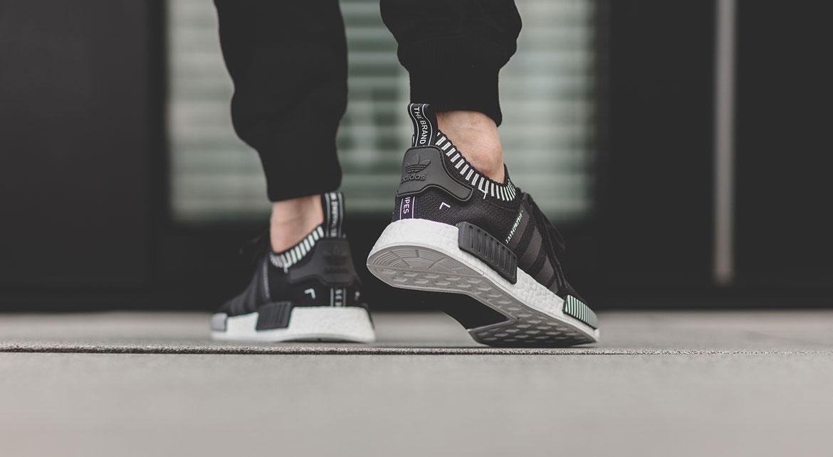 adidas gazelle silver green womens adidas NMD_R1 Black/White Kids FW0417