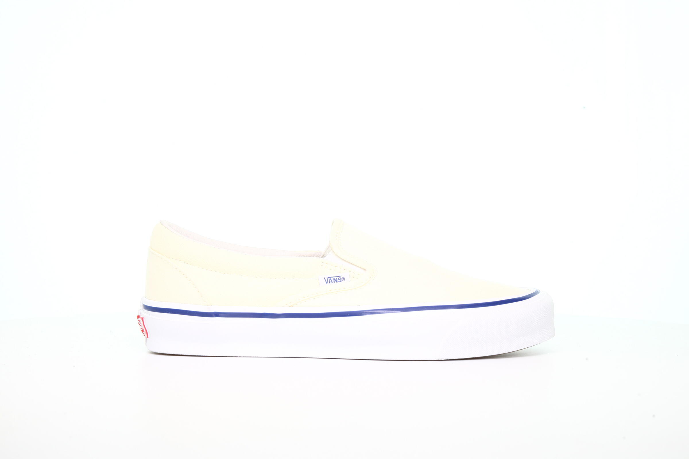Vans OG Classic Slip-On LX "Classic White"