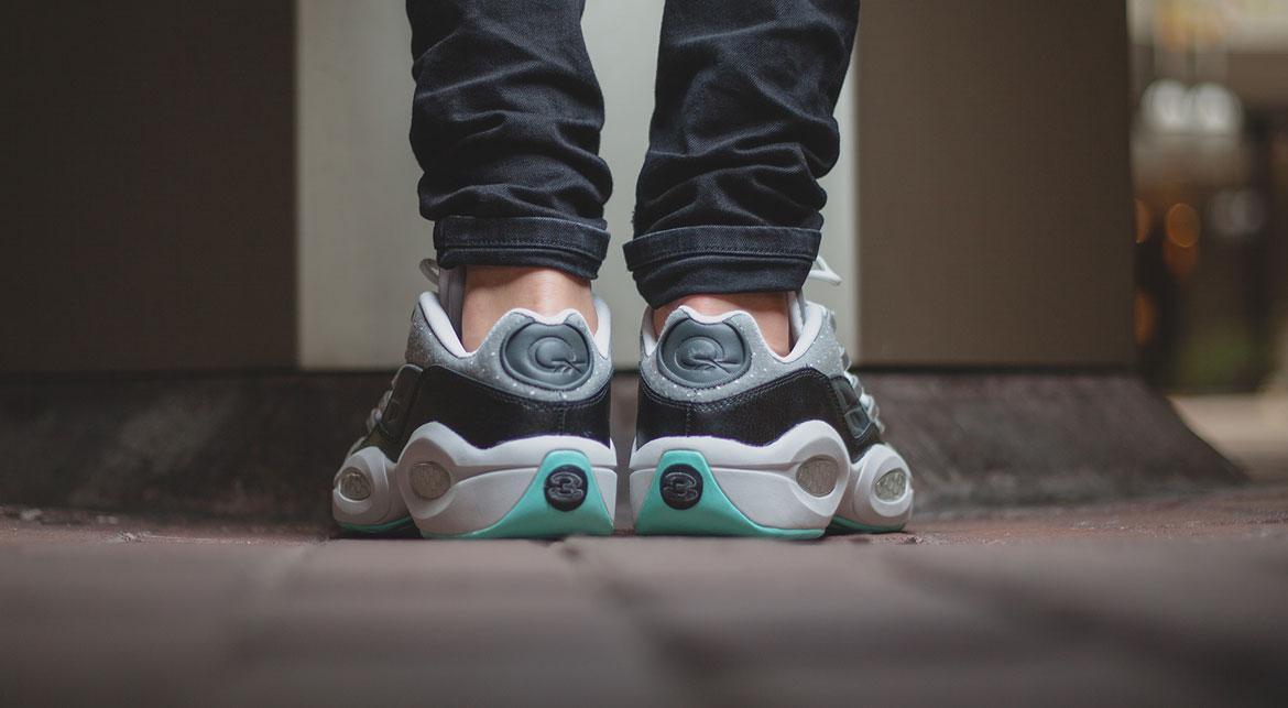 Reebok Question Low R13 - M49357 - Sneakersnstuff (SNS)