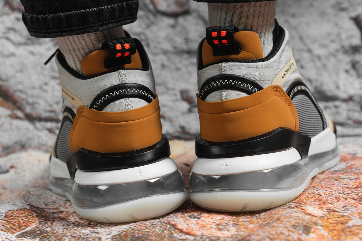 Air Jordan 720 Grey Fog - Image 17