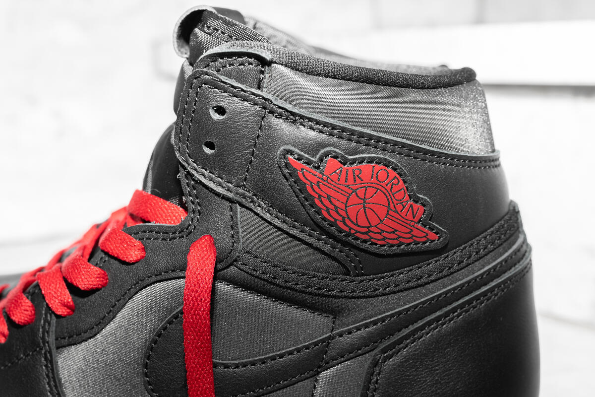Air Jordan 1 Retro High OG 'Black Satin' - Image 19