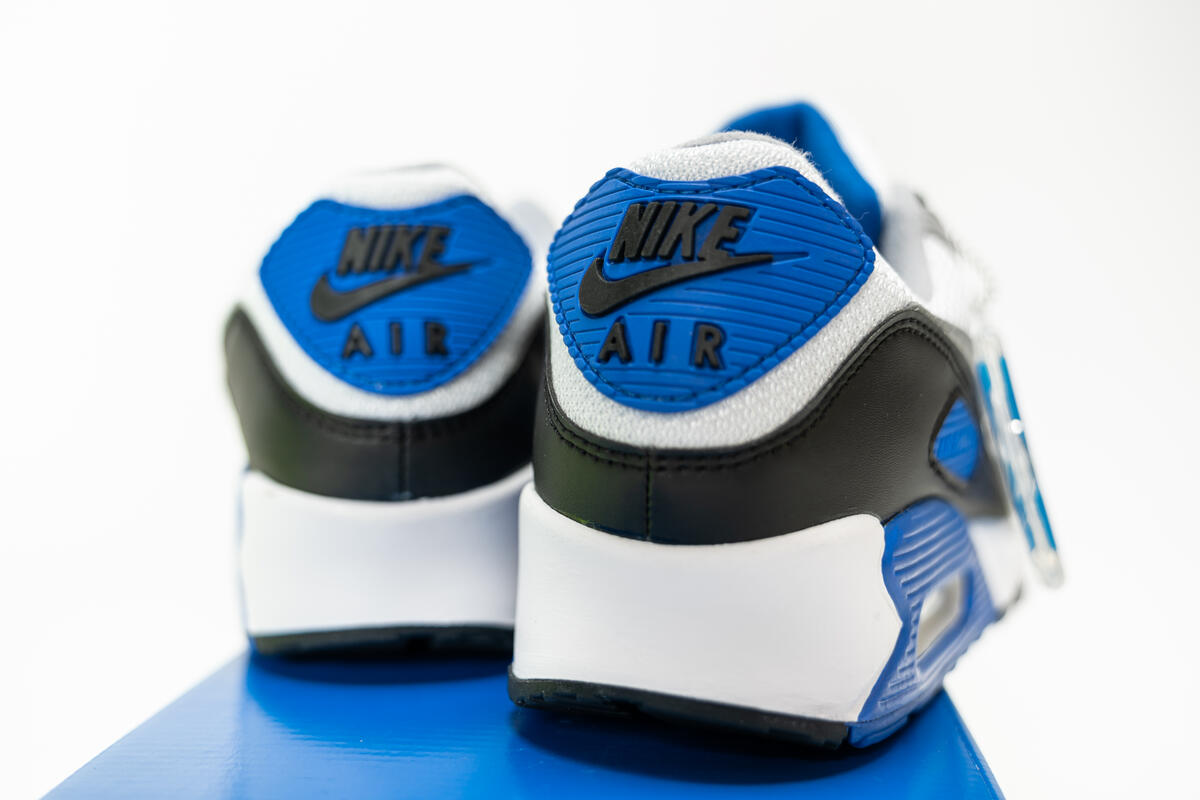 Nike Air Max 90 White - Image 28