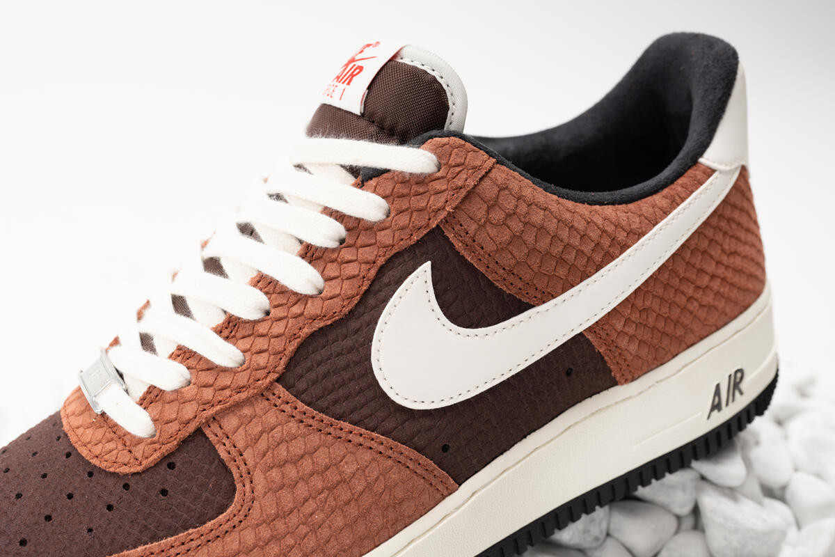 Nike AIR Force 1 PRM "Red Bark" - Image 16