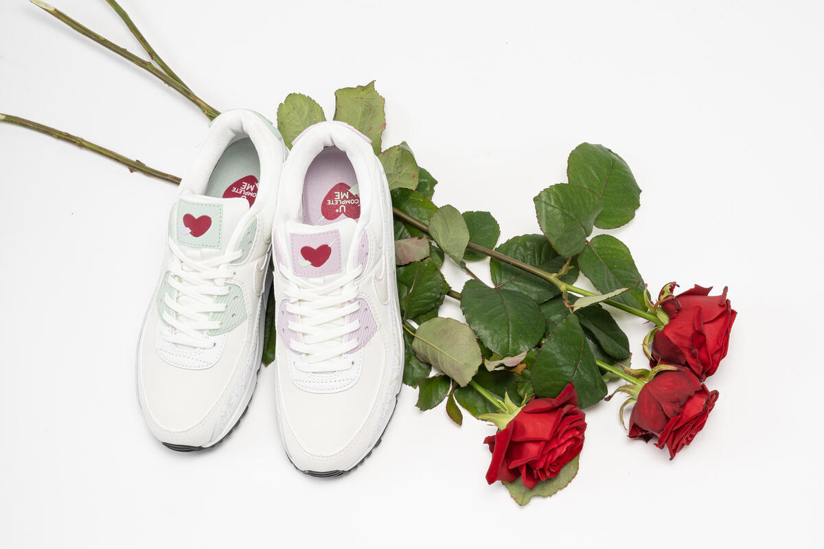 Nike Air Max 90 'Valentine's Day' (Women's) - Image 15