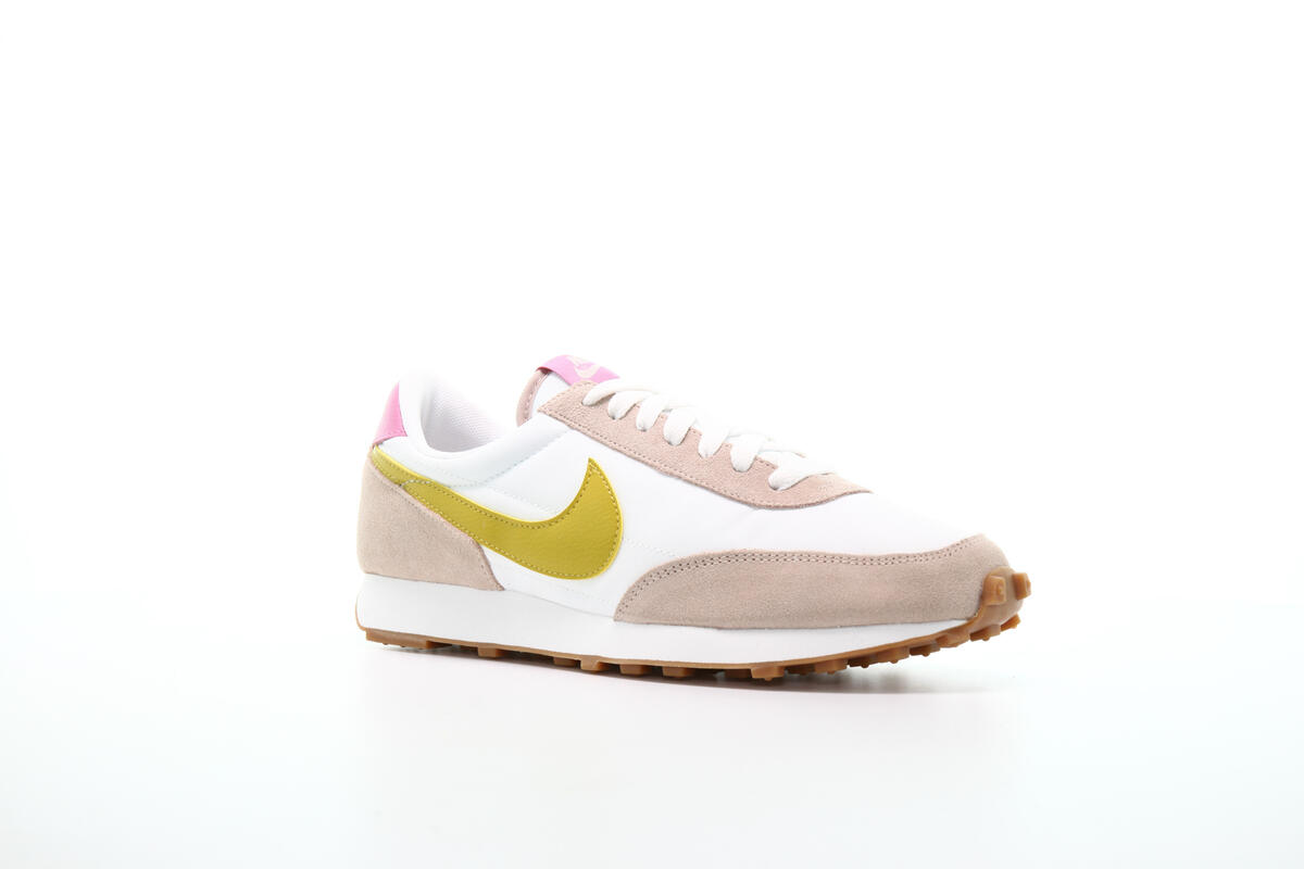 Nike Daybreak 'Fossil Stone/Saffron Quartz' (Women's) - Image 9