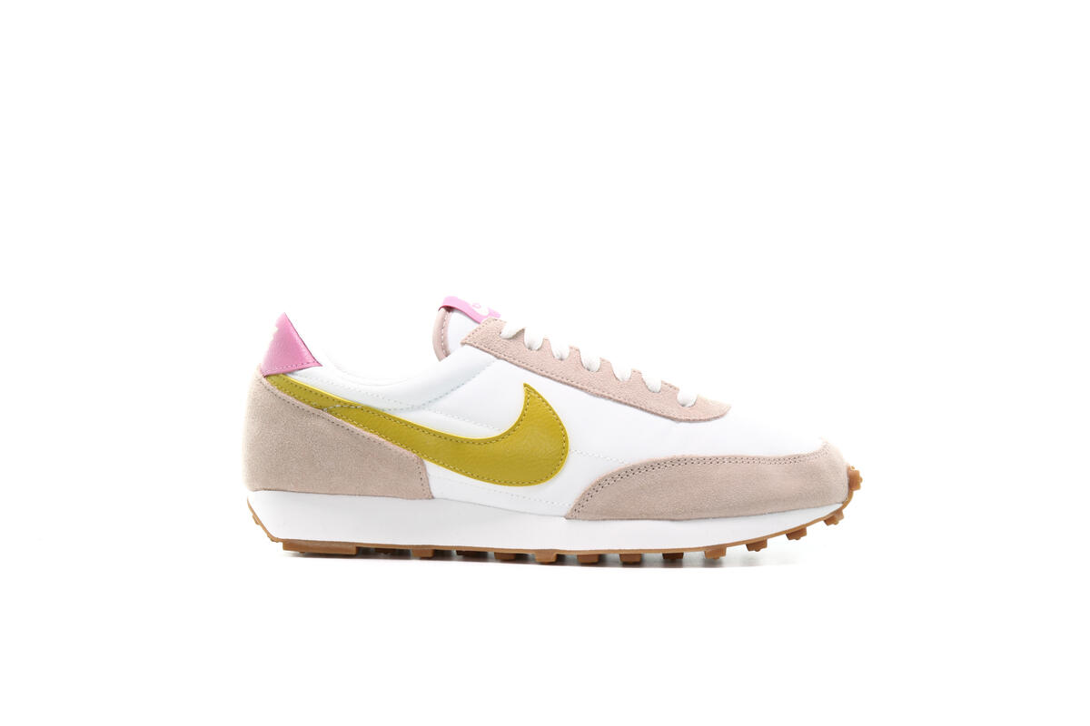 Nike Daybreak 'Fossil Stone/Saffron Quartz' (Women's) - Image 8