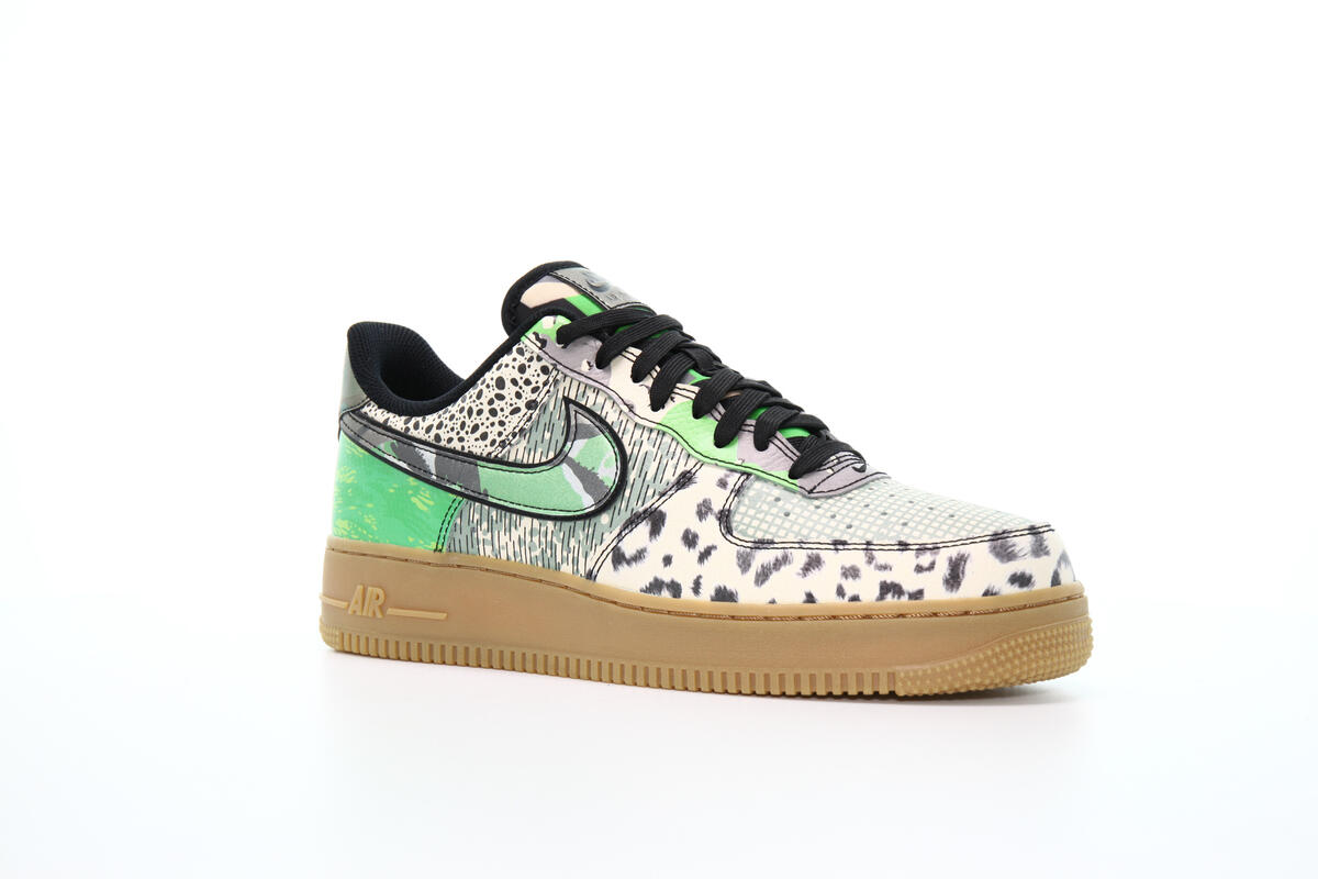 Nike Air Force 1 Low 'Chicago' - Image 18