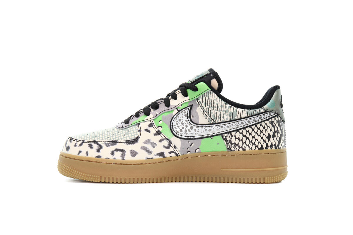 Nike Air Force 1 Low 'Chicago' - Image 23