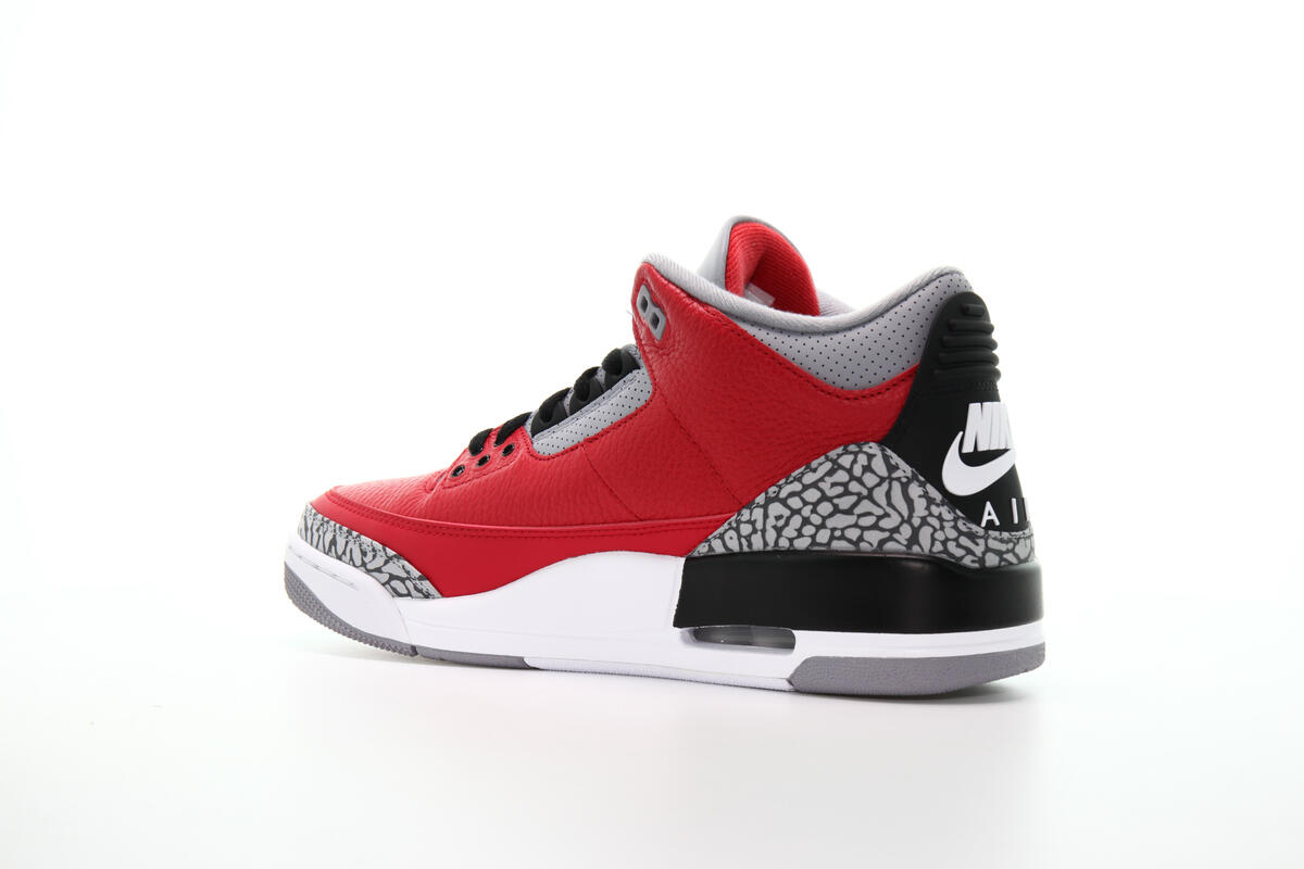 Air Jordan 3 Retro SE "Fire Red" - Image 16