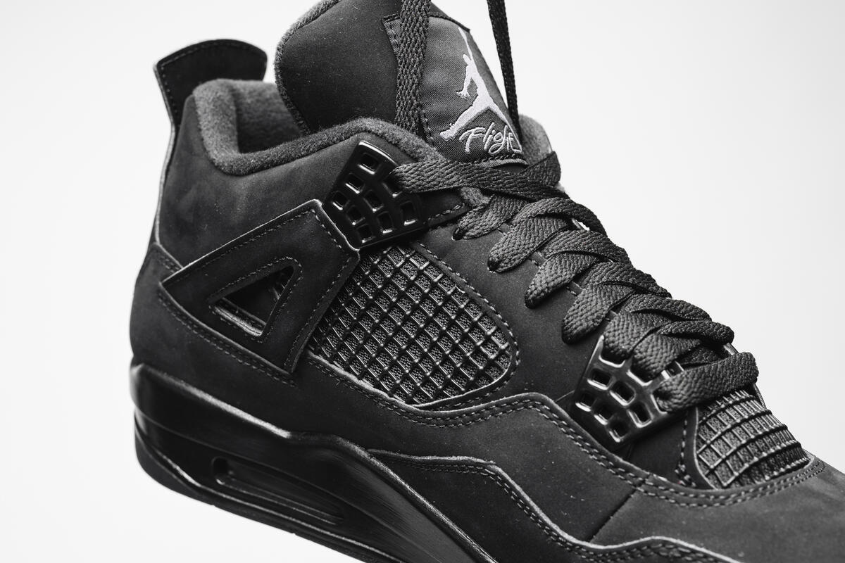 Air Jordan 4 Retro 'Black Cat' - Image 17