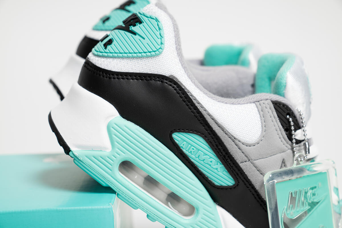 Nike Air Max 90 'Hyper Turquoise' - Image 17