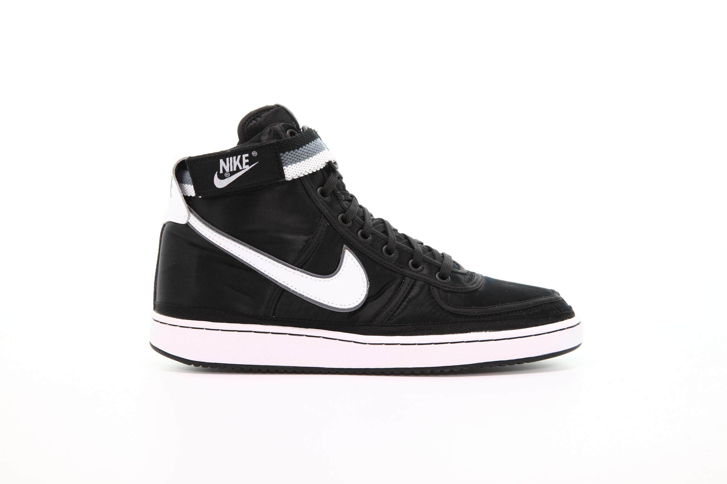 Nike vandal black hotsell