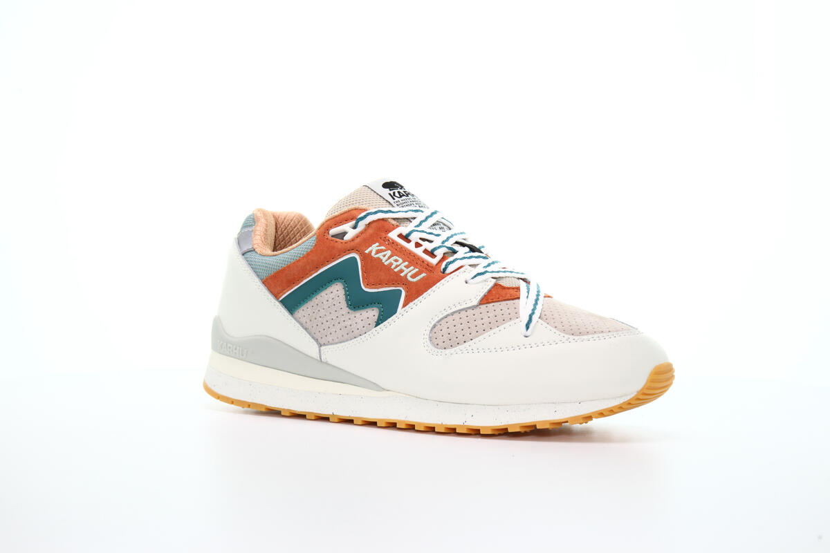 Karhu Synchron Classic Lily White - Image 3