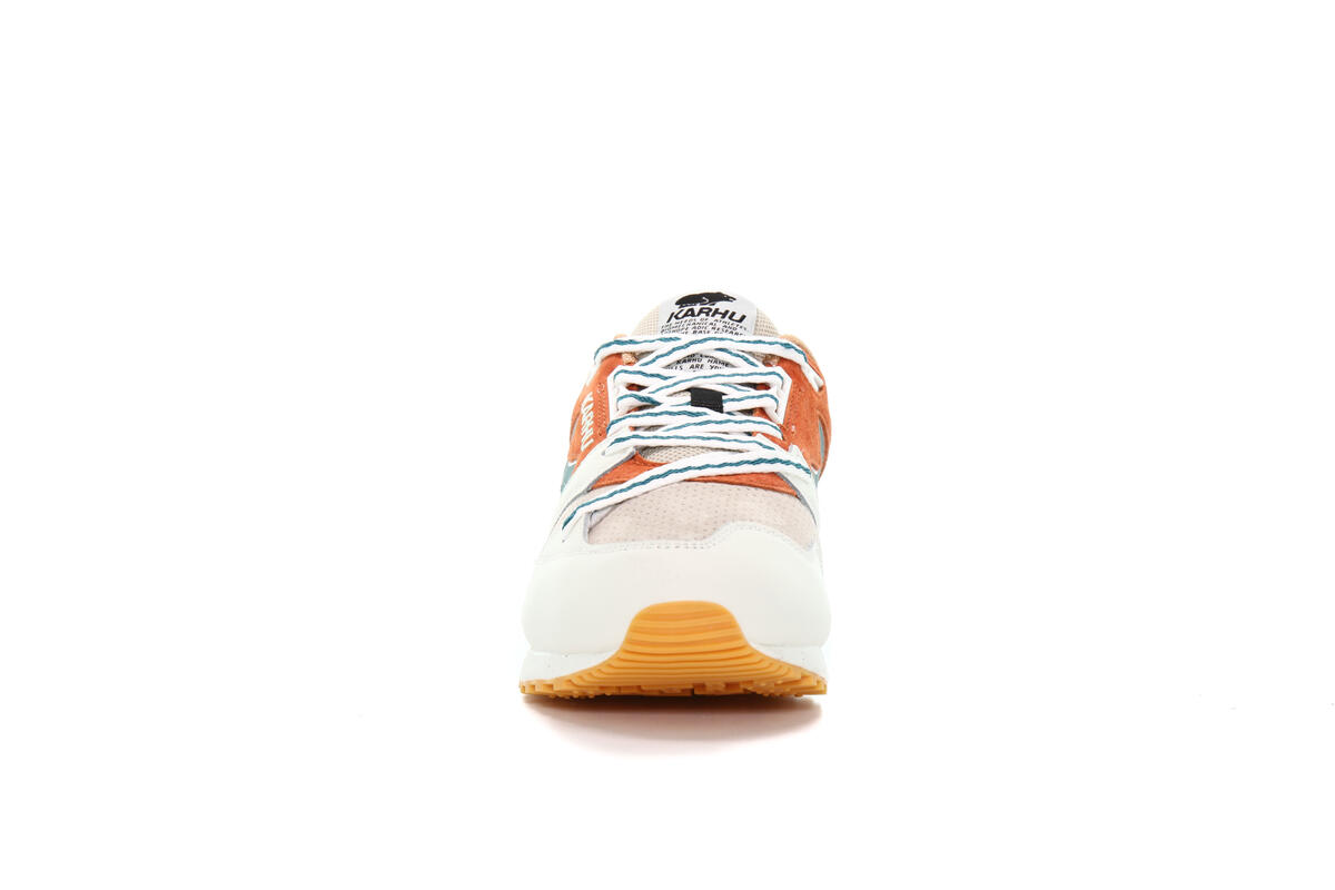 Karhu Synchron Classic Lily White - Image 5