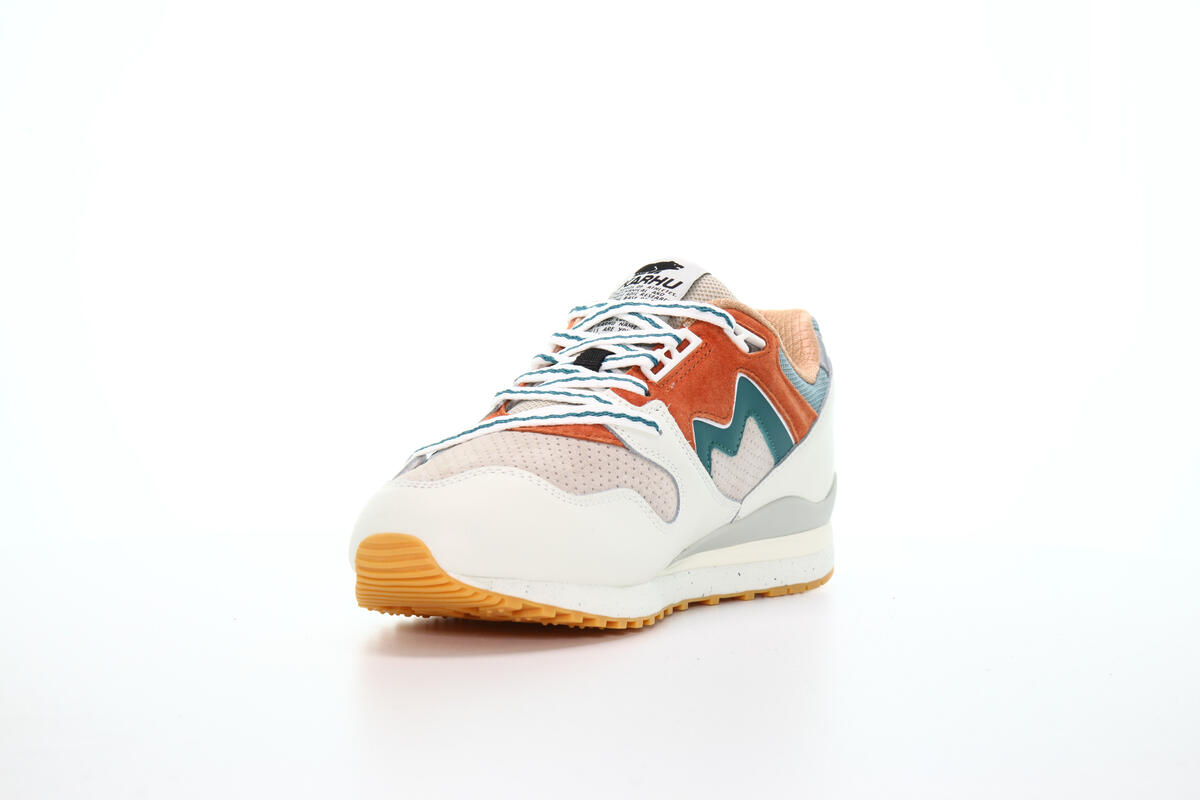 Karhu Synchron Classic Lily White - Image 6