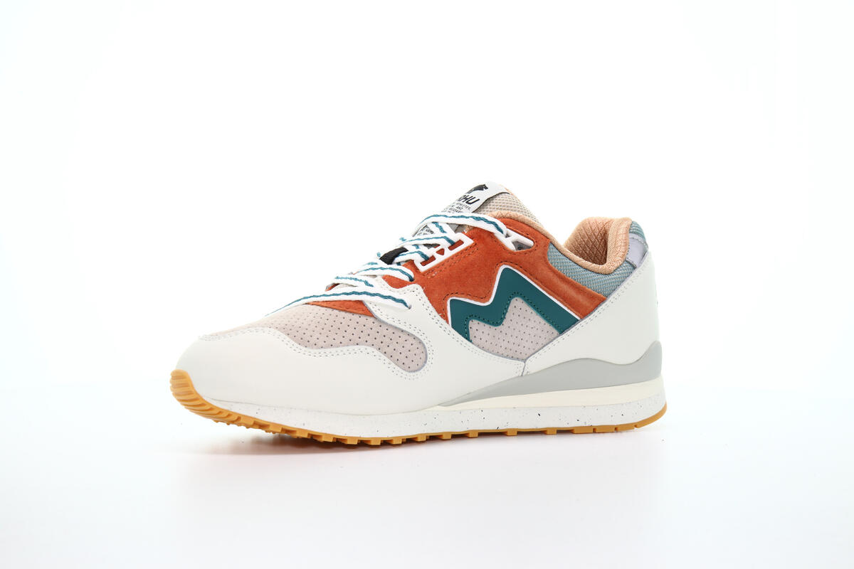 Karhu Synchron Classic Lily White - Image 7