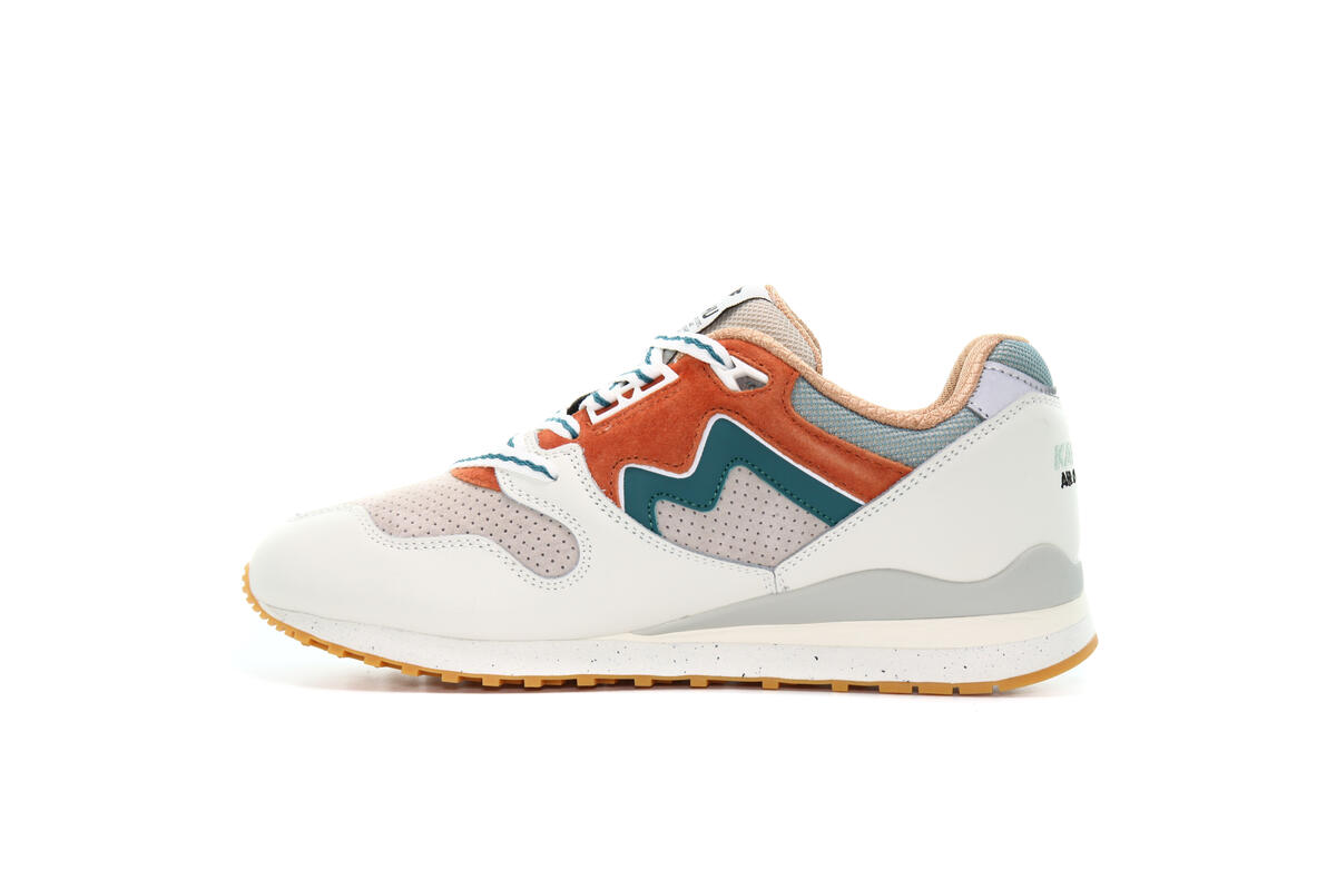 Karhu Synchron Classic Lily White - Image 8