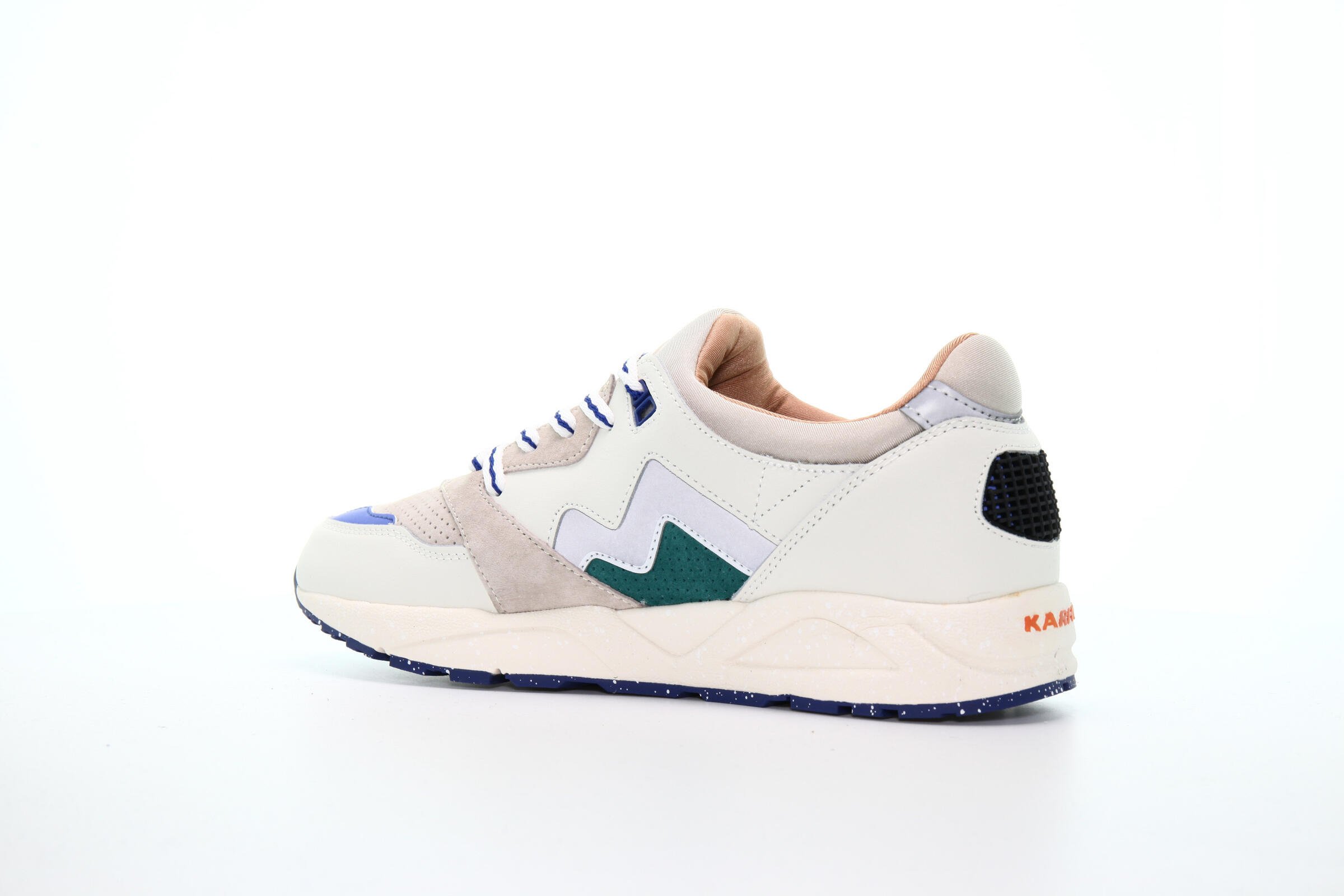 Karhu ARIA MONTH OF THE PEARL PACK "LILY WHITE"