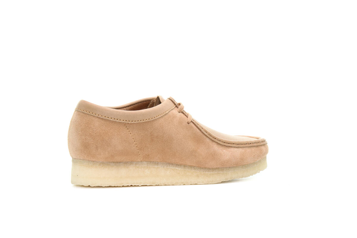 clarks wallabee light tan