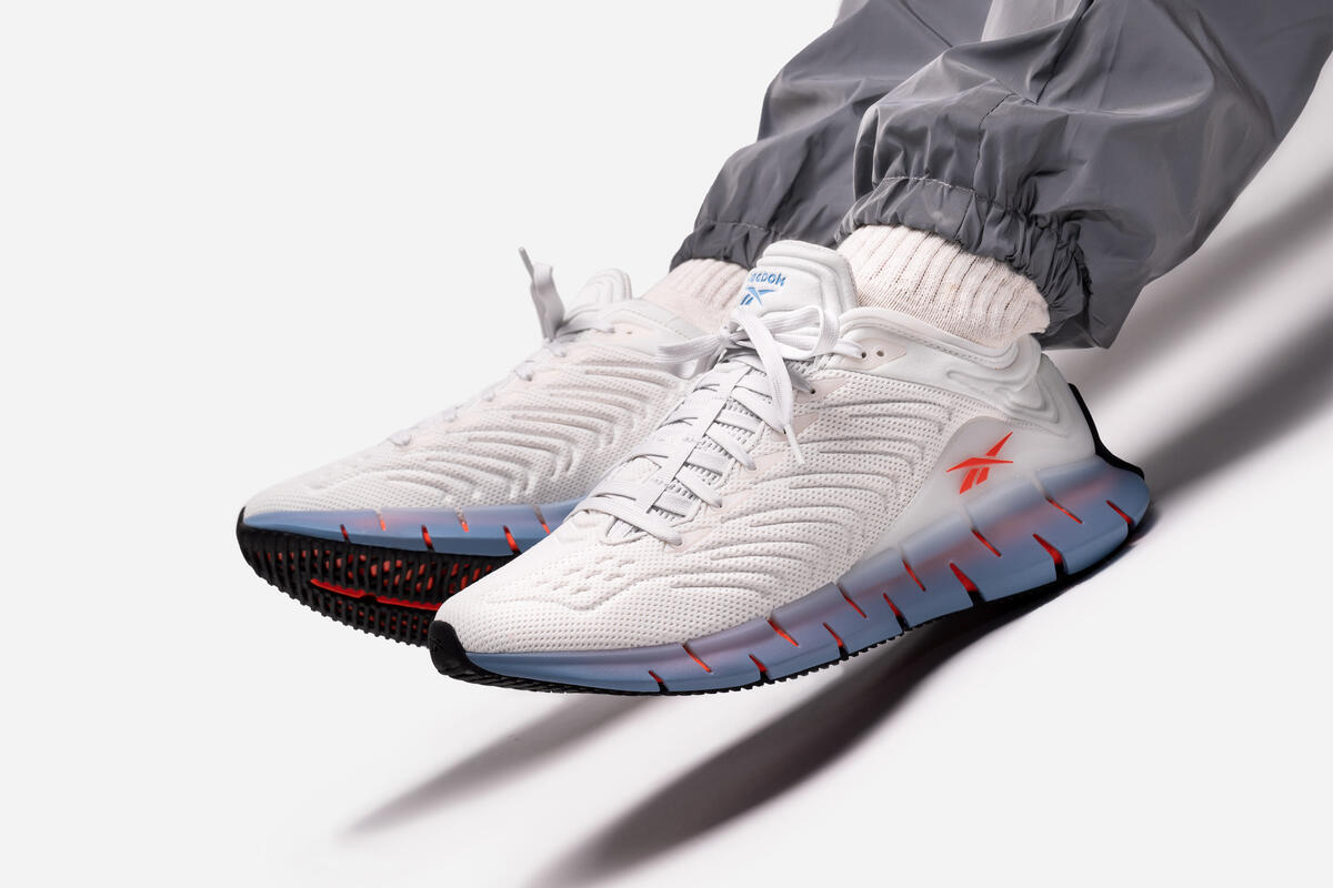 Reebok ZIG Kinetica True Grey - Image 14