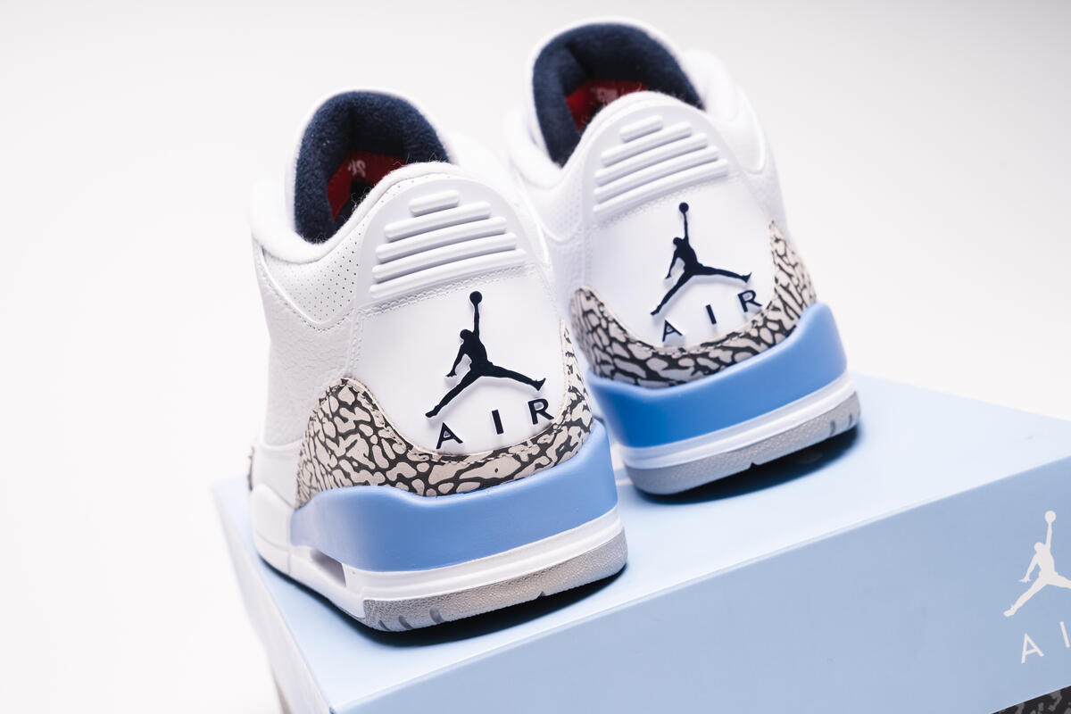 Air Jordan 3 Retro UNC - Image 22
