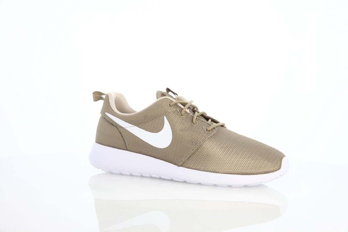 Nike Roshe One Sand White