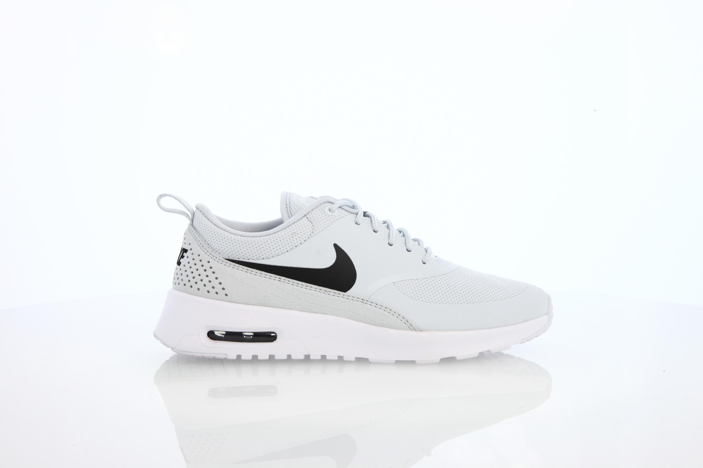 How to clean nike air max thea white best sale