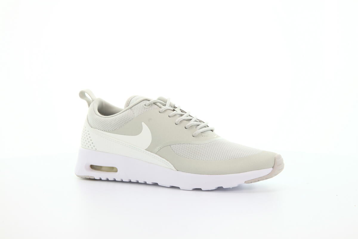 nike air max thea white mono