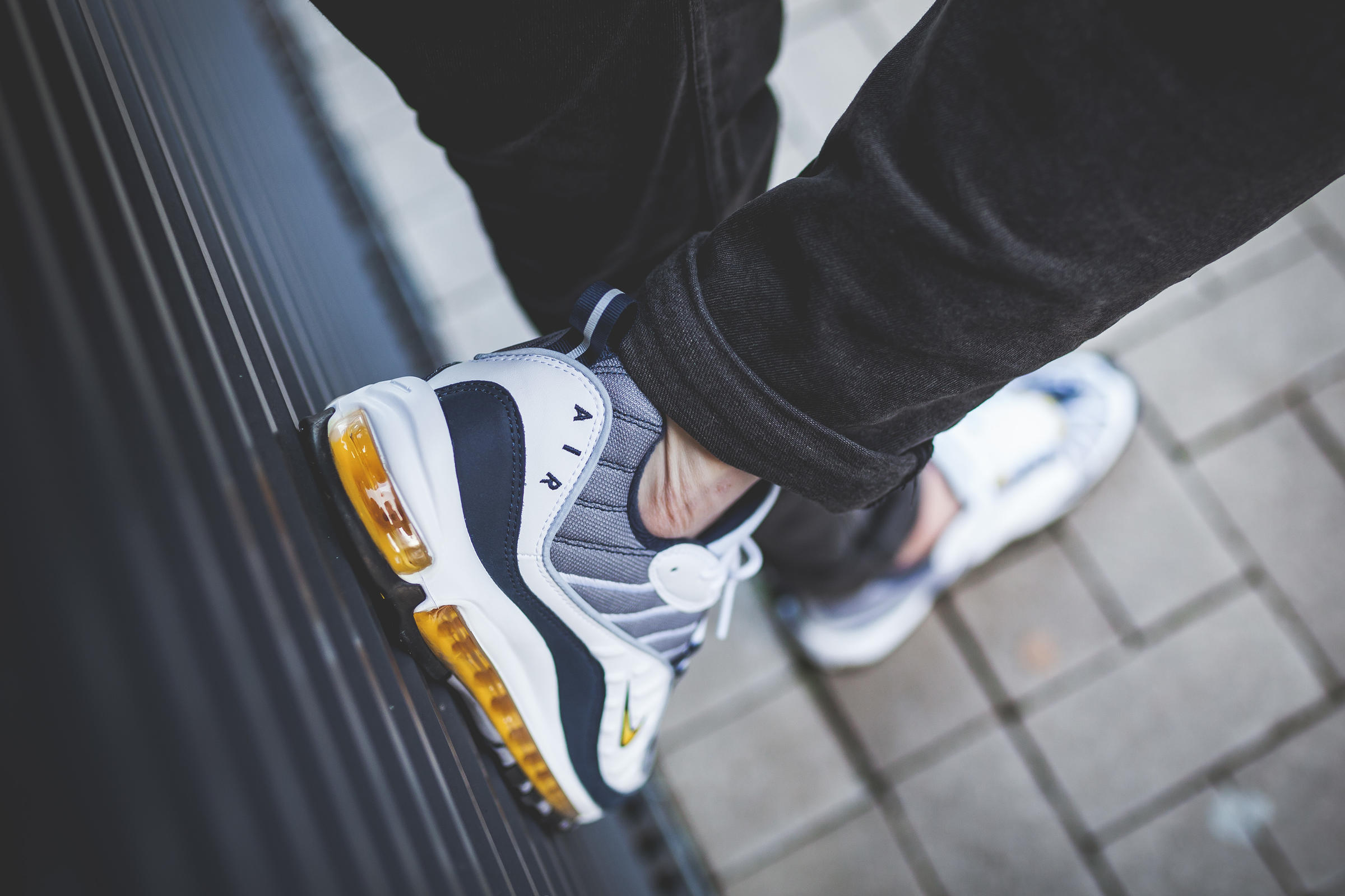 Nike Air Max 98 "Tour Yellow"