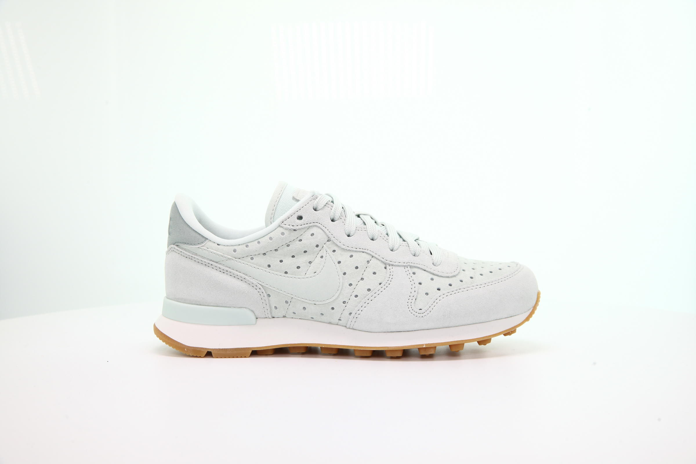 Nike internationalist prm w best sale