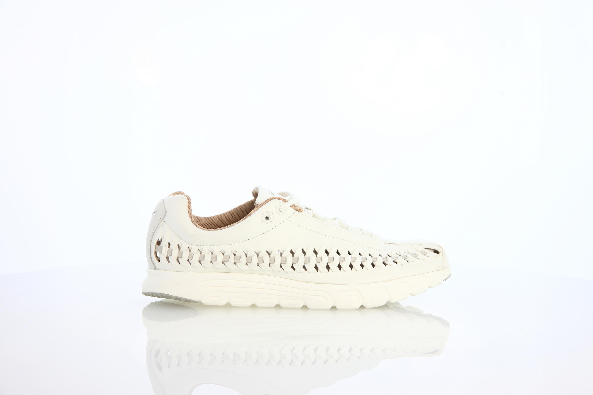 Nike Wmns Mayfly Woven "Elm"