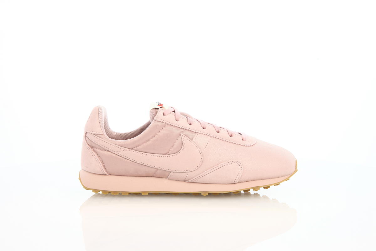Nike W Pre Montreal Racer Prm "Pink Oxford" | 844930-600 | AFEW STORE