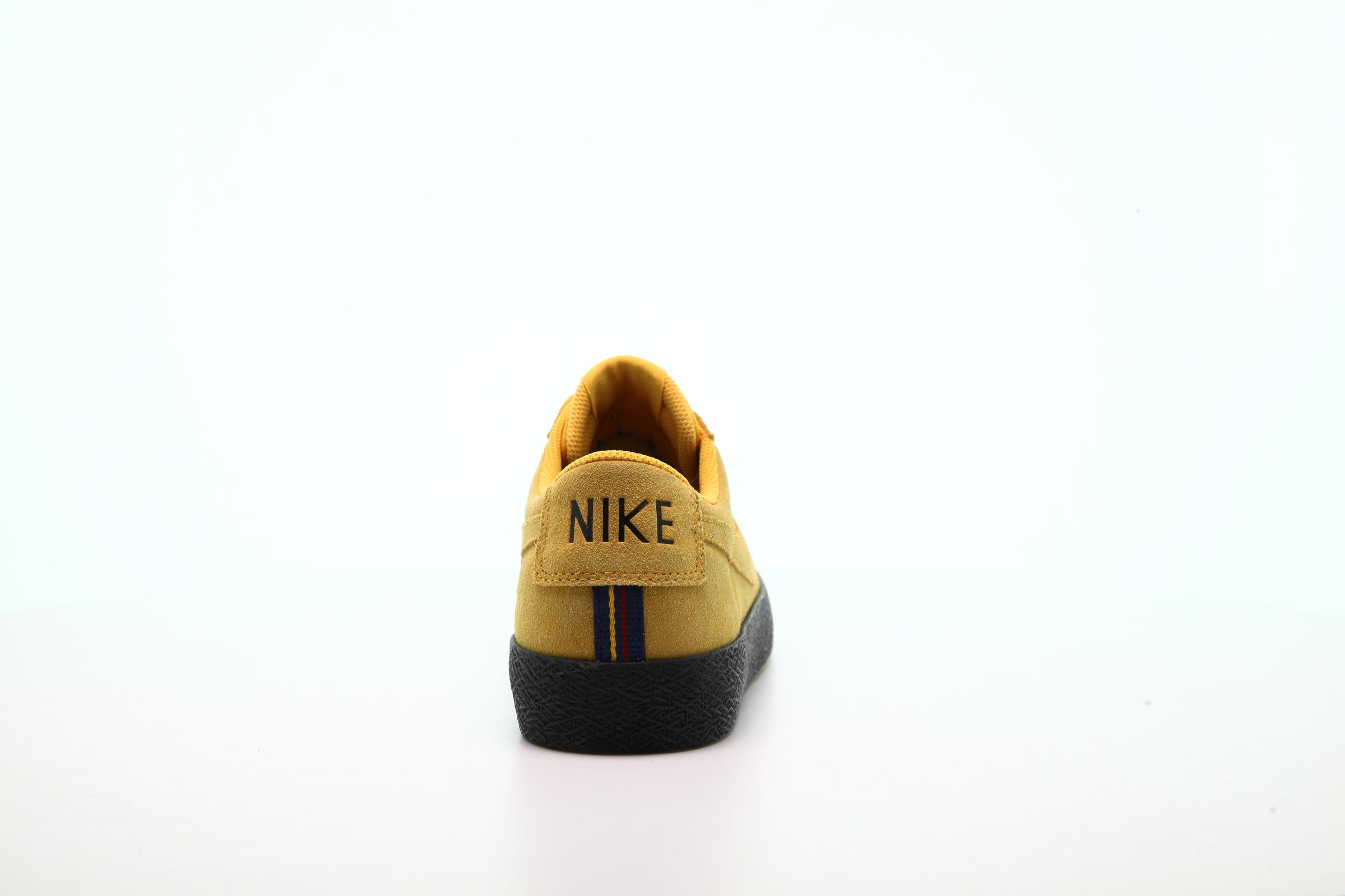 Nike SB Zoom Blazer Low "Yellow Ochre"