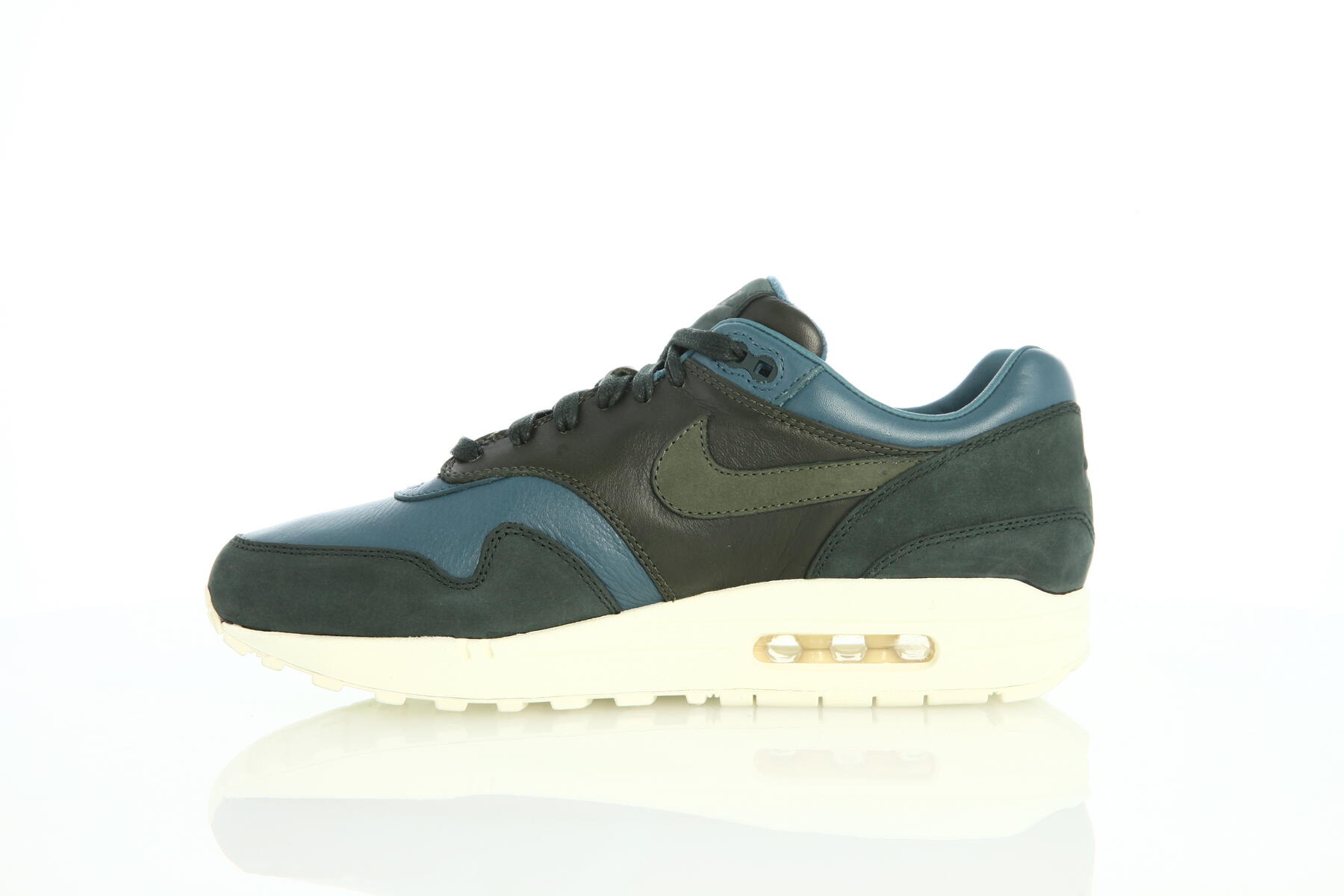 air max 1 pinnacle iced jade